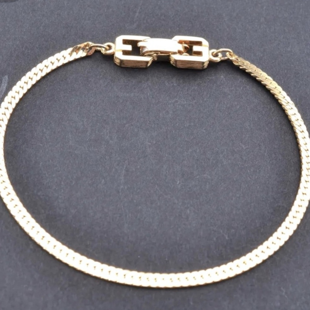 GIVENCHY Gold Bracelet